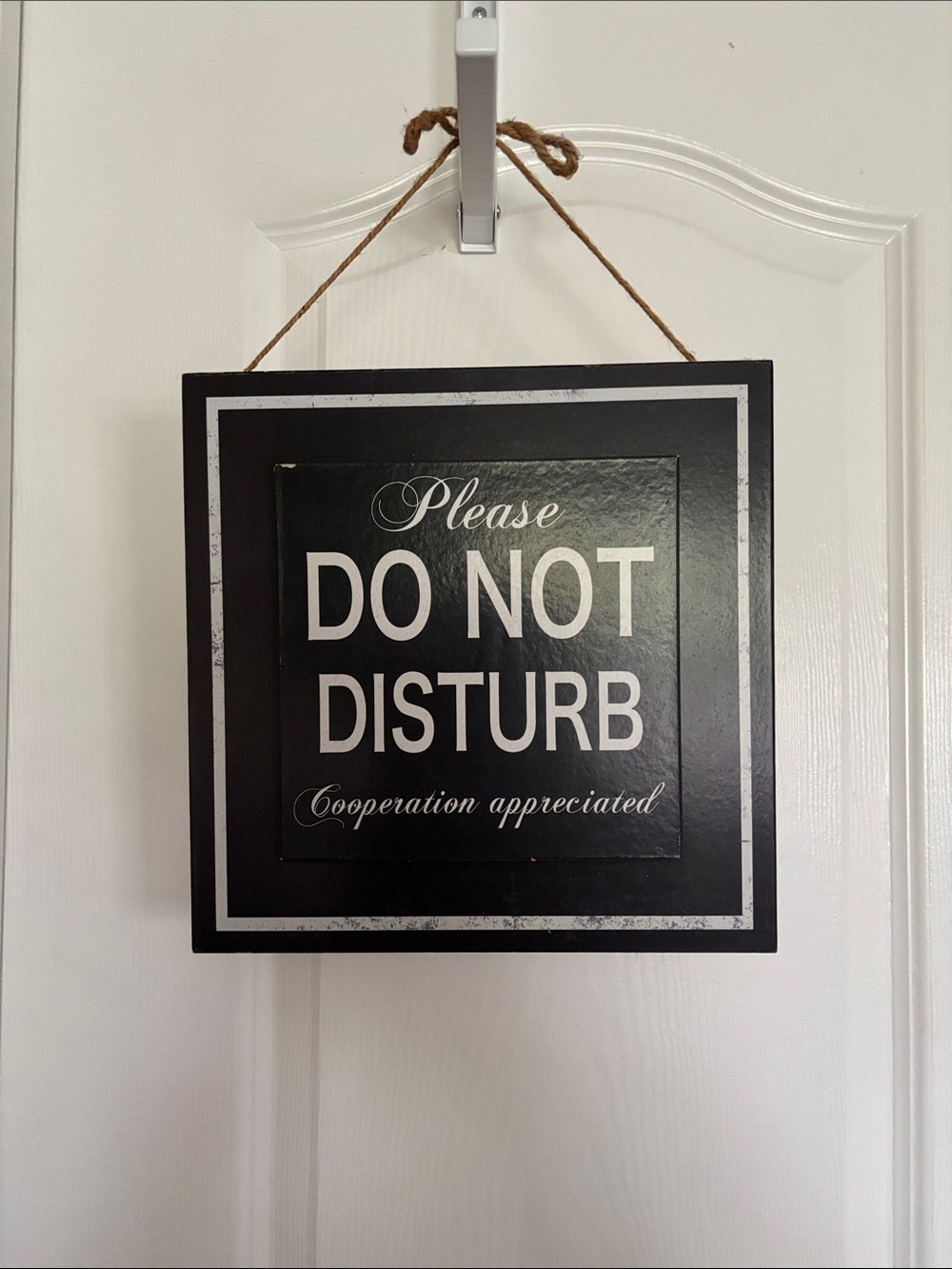Black "Do Not Disturb" Hanging Sign